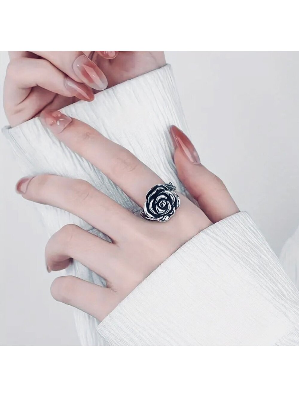 New - Timeless Vintage Rose Ring - Size 9